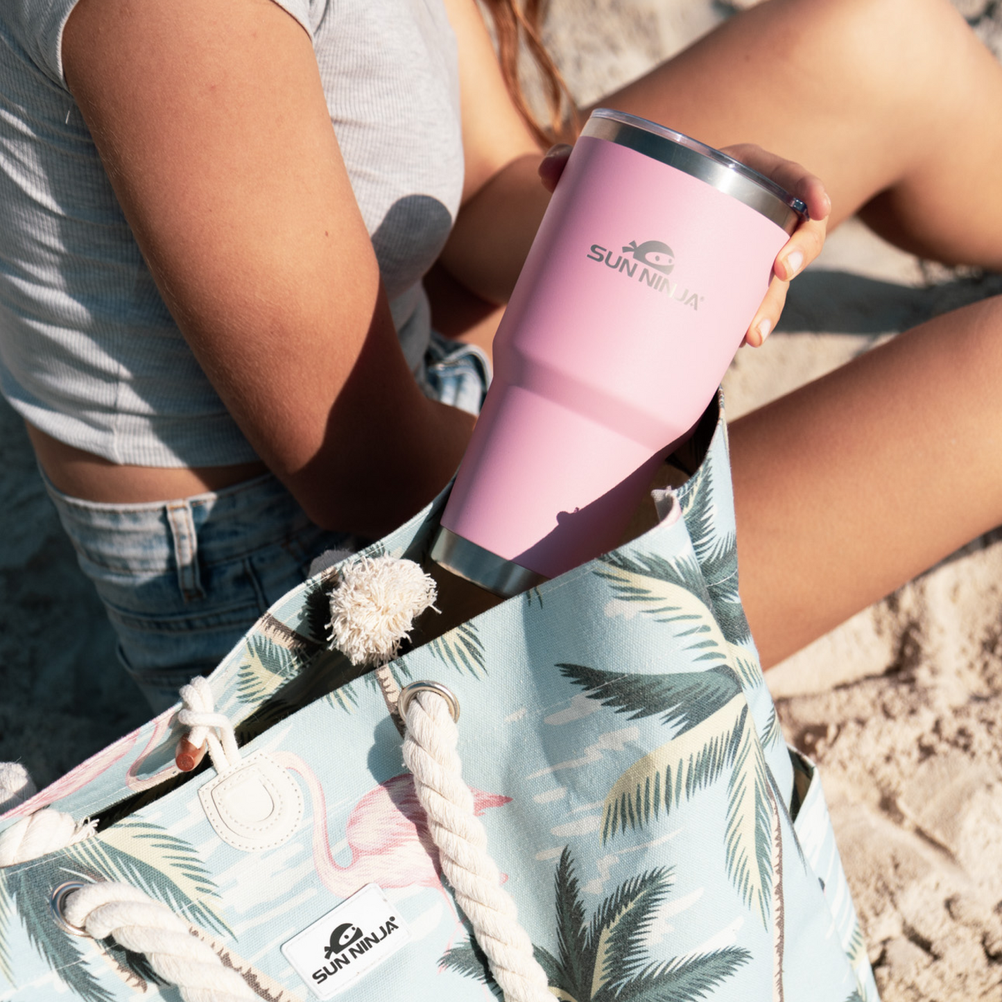 30-oz-tumbler-k2 30oz_tumbler_pink_5.png