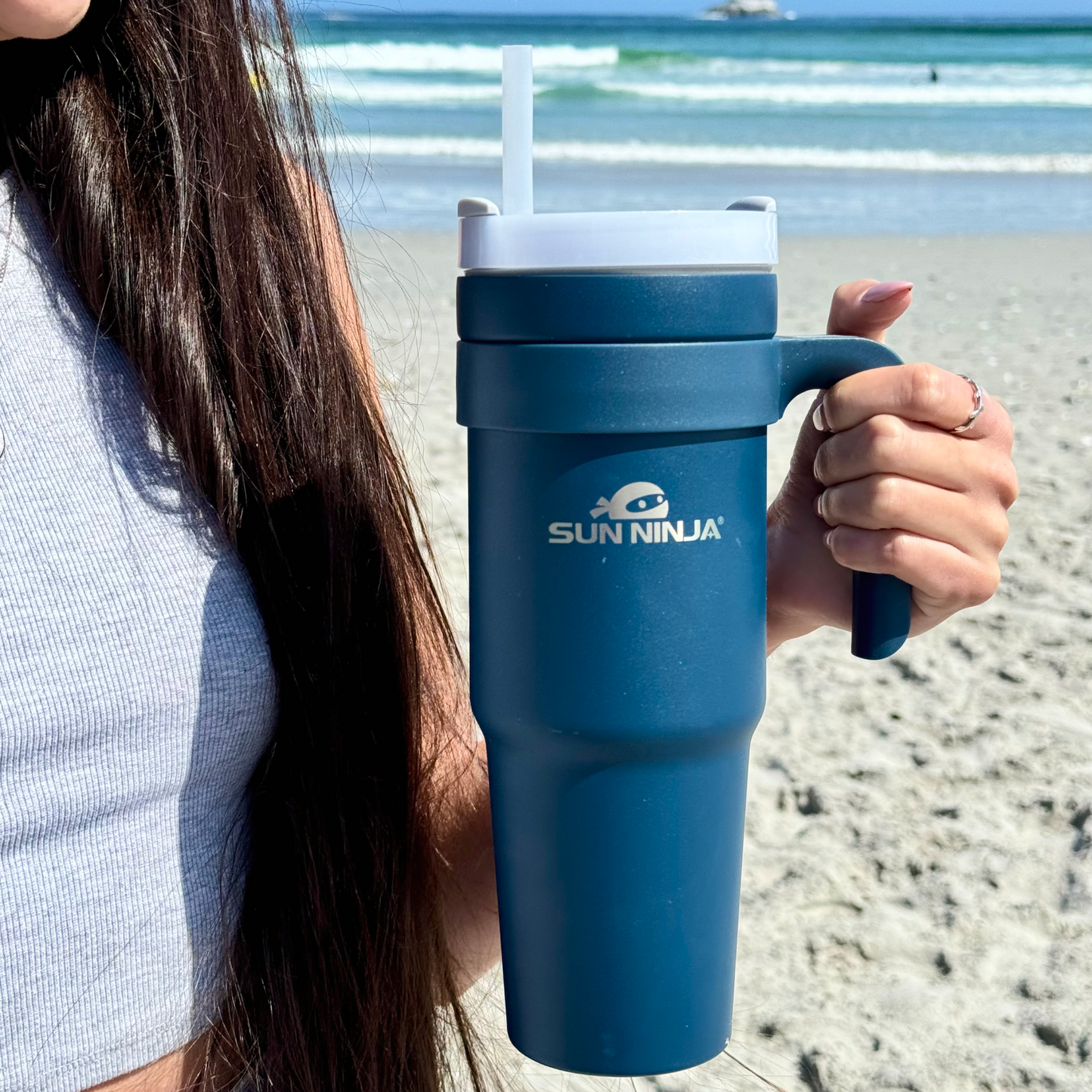 40-oz-travel-mug-p9 40oz_travel_mug_navy_7.png