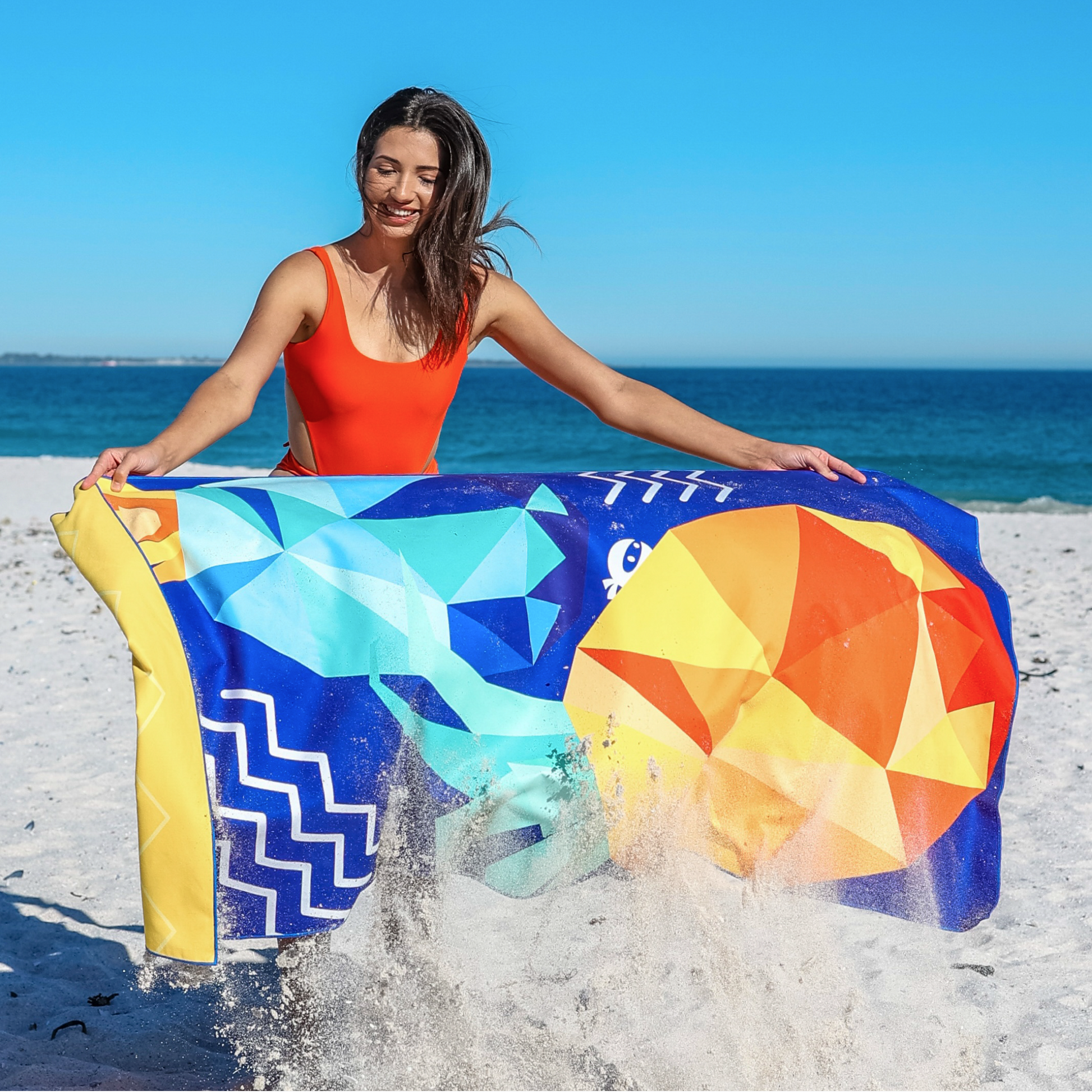 microfiber-beach-towel-c7 Microfiber_beach_towel_pineapple_3.png