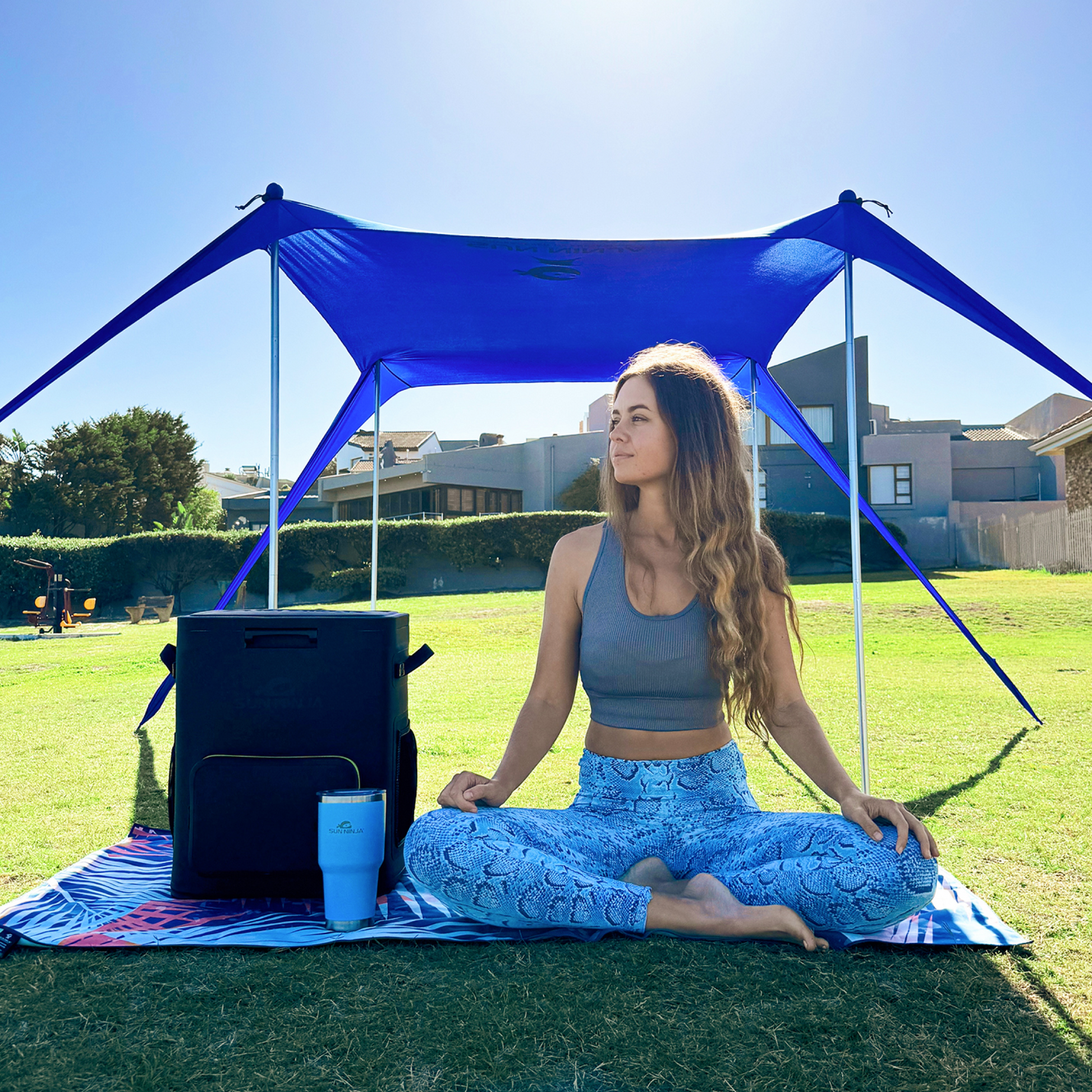 sun-ninja-beach-tents-h7 Sun-Ninja_2_person_tent_royal-blue_5.png