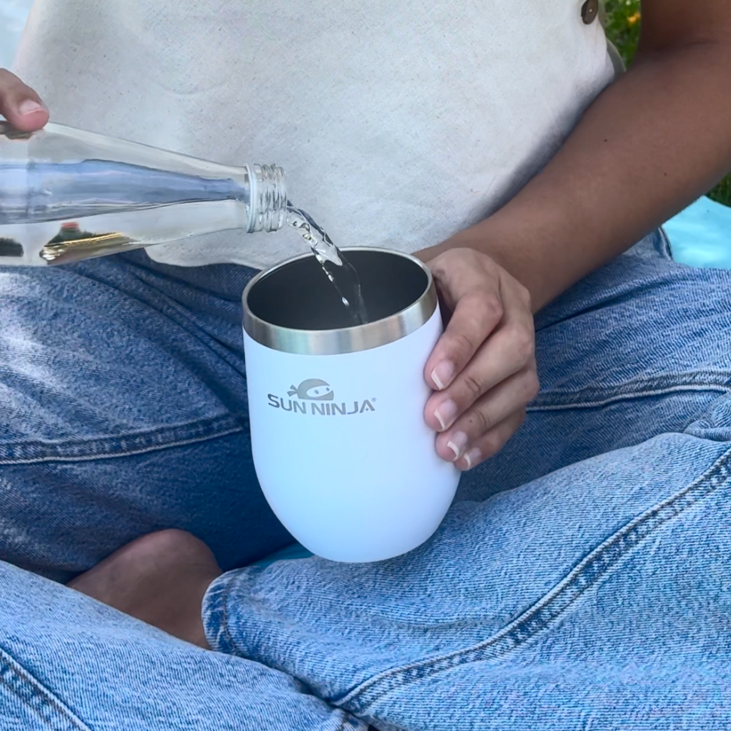 12-oz-wine-tumbler-b5 Wine_tumbler_12oz_white_7.png